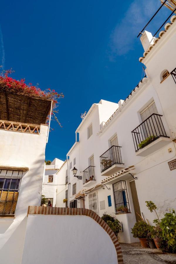 Apartamento Essence By Solset Frigiliana Extérieur photo